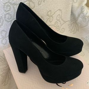 Faux Suede Black Pumps